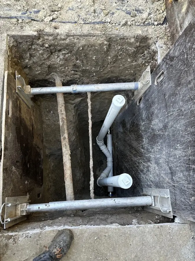 Experienced plumber completing Gas Line Repair work in Hounsfield
